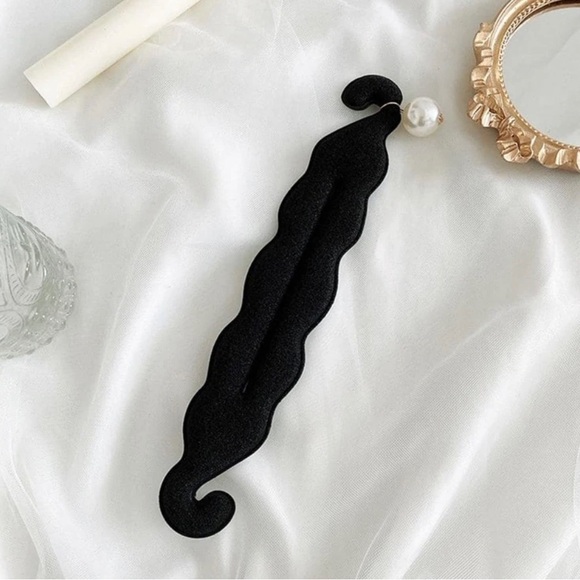 💖🆕 Look Amazing for Valentine’s Day 💖Create Superb Fashionable Hairstyles. - Picture 2 of 5